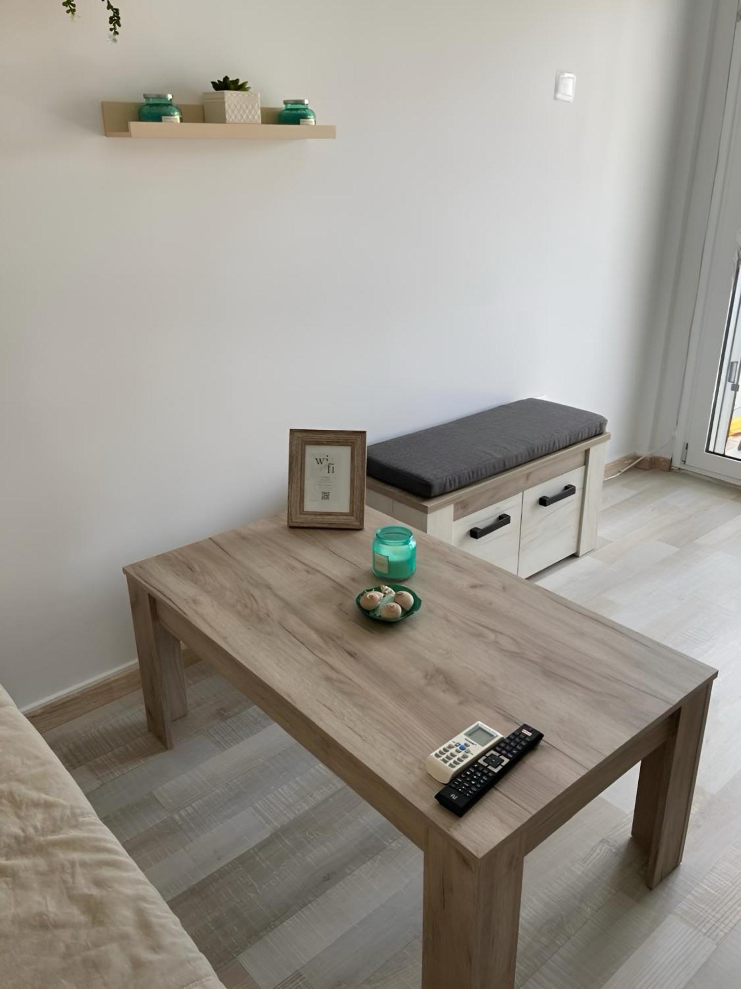 Nouri Schoene Wohnung In Direkter Strandnaehe, Schnelles Internet, Freies Parken, Nahe Flughafen Peraía Dış mekan fotoğraf